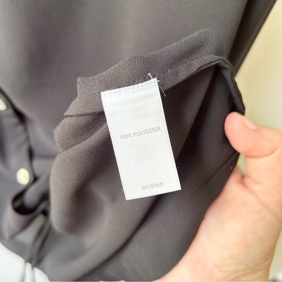 J Jill Wearever button down long sleeve drawstring hem blouse - Picture 6 of 7